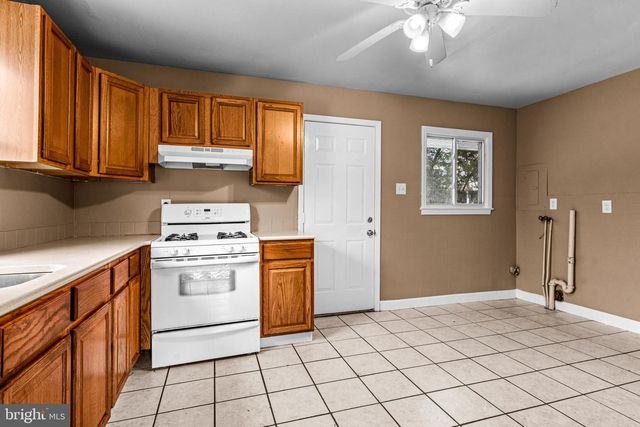 811 N NEW ST, Clayton, NJ 08312