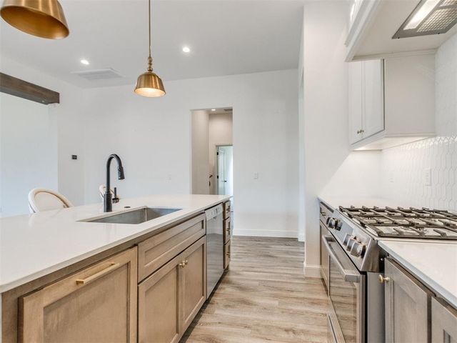 3701 Chapel Hill Row, Edmond, OK 73034