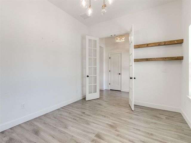 3701 Chapel Hill Row, Edmond, OK 73034