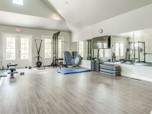 3701 Chapel Hill Row, Edmond, OK 73034