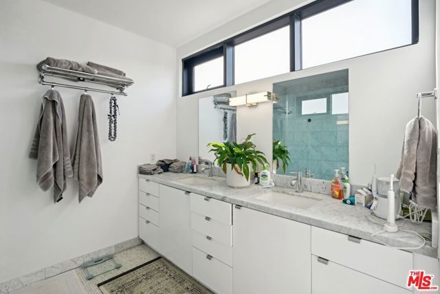 815 Hampton Drive 3, Venice (los Angeles), CA 90291