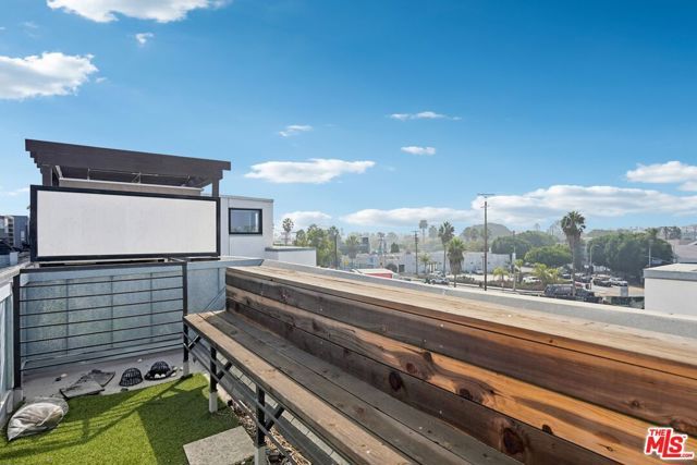 815 Hampton Drive 3, Venice (los Angeles), CA 90291