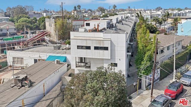 815 Hampton Drive 3, Venice (los Angeles), CA 90291