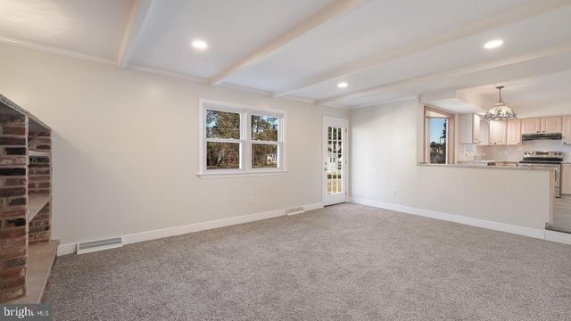 2548 DAMIAN DR, Hatboro, PA 19040