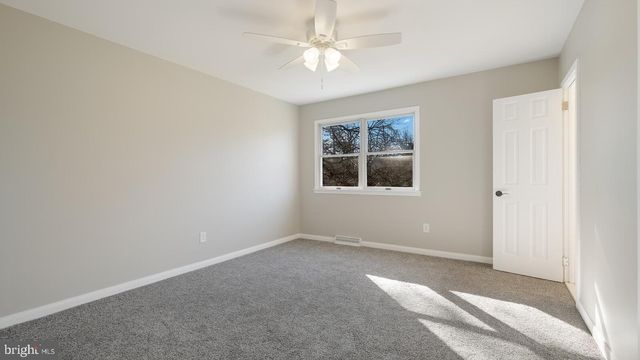 2548 DAMIAN DR, Hatboro, PA 19040