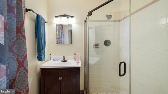 2548 DAMIAN DR, Hatboro, PA 19040