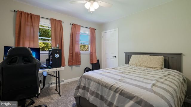 2548 DAMIAN DR, Hatboro, PA 19040