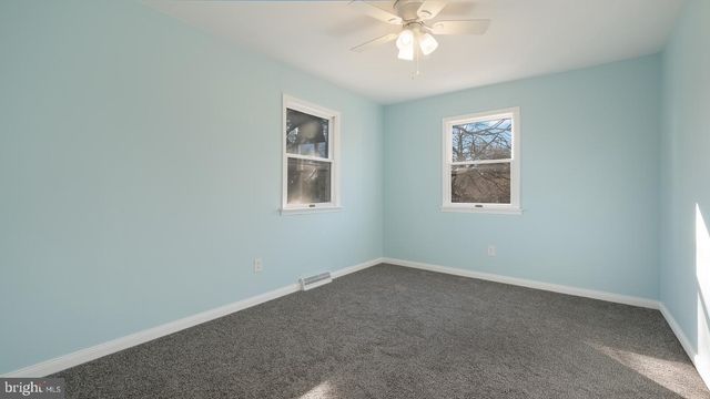 2548 DAMIAN DR, Hatboro, PA 19040