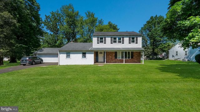2548 DAMIAN DR, Hatboro, PA 19040