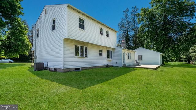 2548 DAMIAN DR, Hatboro, PA 19040