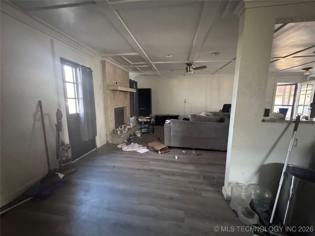 1805 N Hickory Place, Broken Arrow, OK 74012