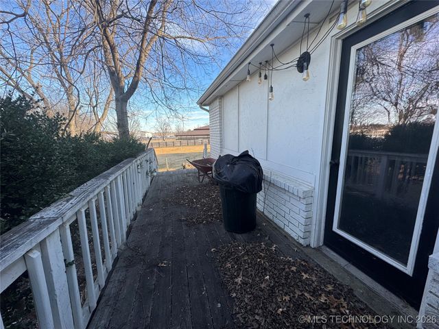 1805 N Hickory Place, Broken Arrow, OK 74012