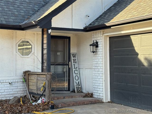 1805 N Hickory Place, Broken Arrow, OK 74012