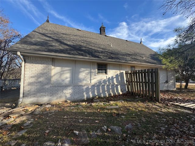 1805 N Hickory Place, Broken Arrow, OK 74012