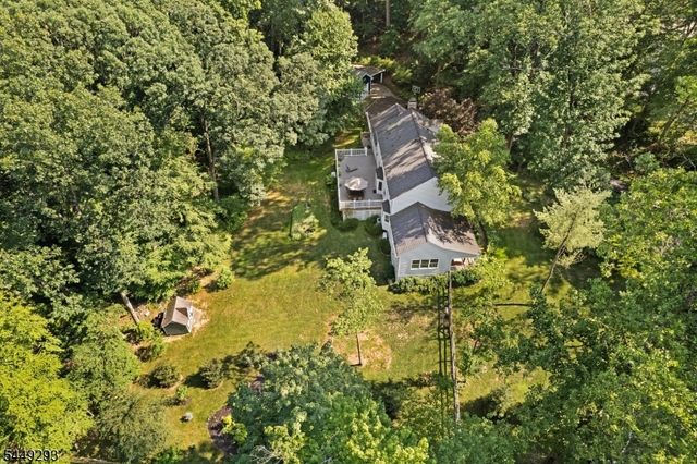 11 Summit Rd, Mendham Twp., NJ 07945