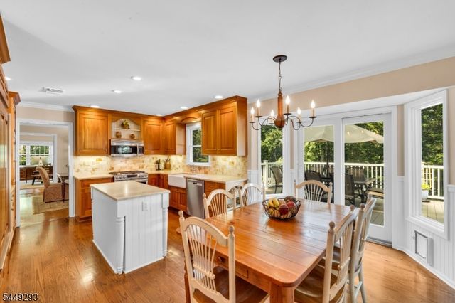 11 Summit Rd, Mendham Twp., NJ 07945