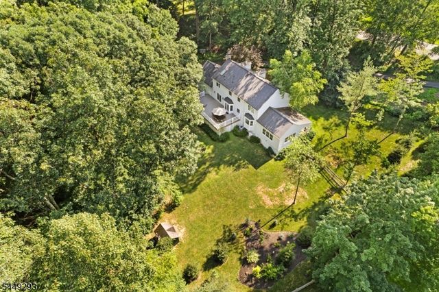 11 Summit Rd, Mendham Twp., NJ 07945