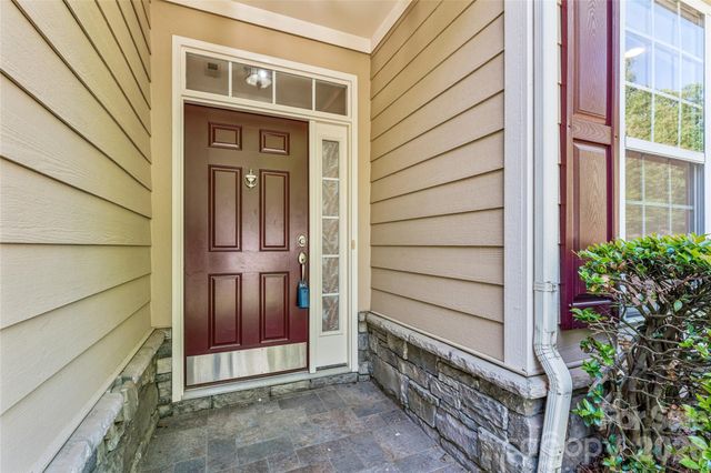 1046 Silver Gull Drive, Tega Cay, SC 29708