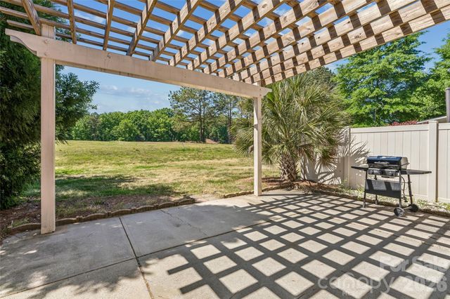 1046 Silver Gull Drive, Tega Cay, SC 29708
