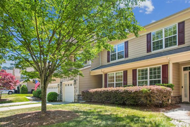 1046 Silver Gull Drive, Tega Cay, SC 29708