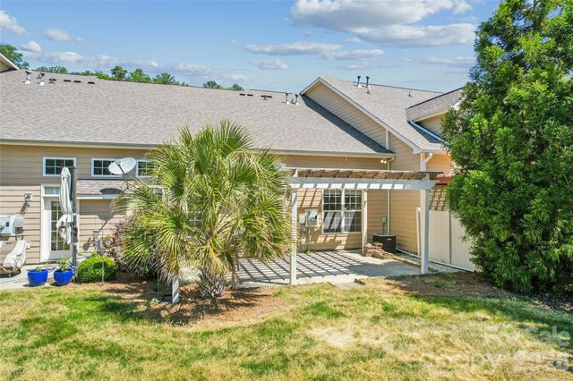 1046 Silver Gull Drive, Tega Cay, SC 29708