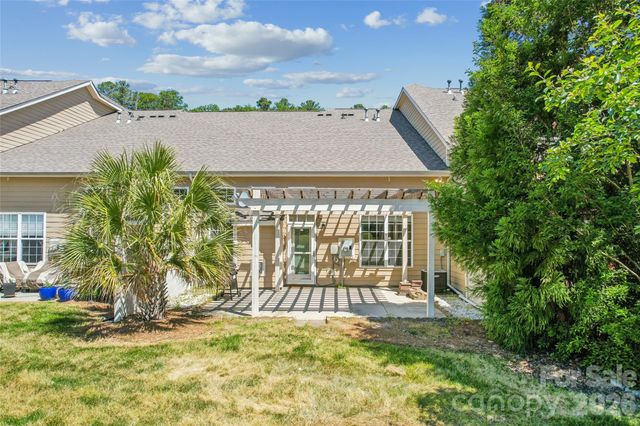 1046 Silver Gull Drive, Tega Cay, SC 29708