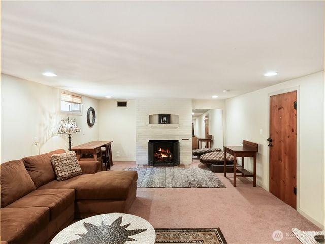 8028 23rd Avenue NW, Seattle, WA 98117