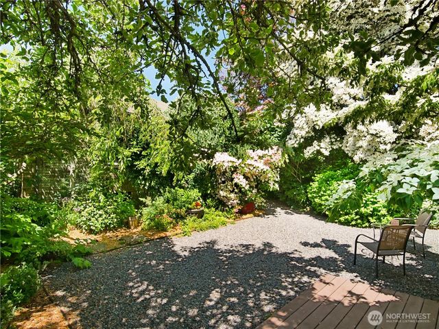8028 23rd Avenue NW, Seattle, WA 98117