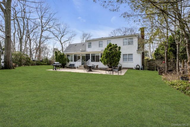 5845 N Bayview Road, Southold, NY 11971