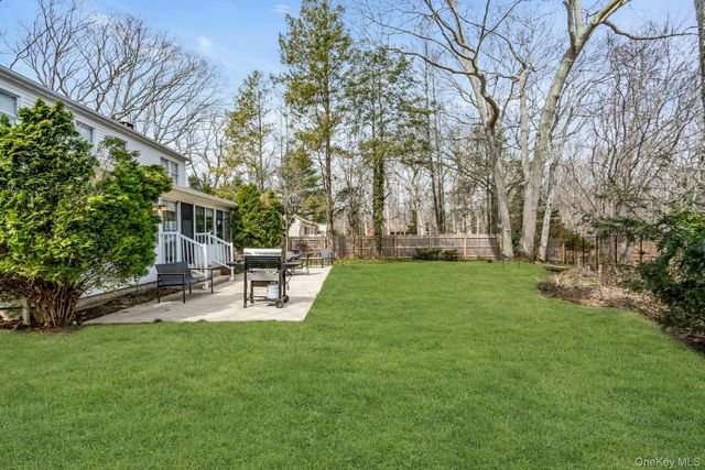 5845 N Bayview Road, Southold, NY 11971