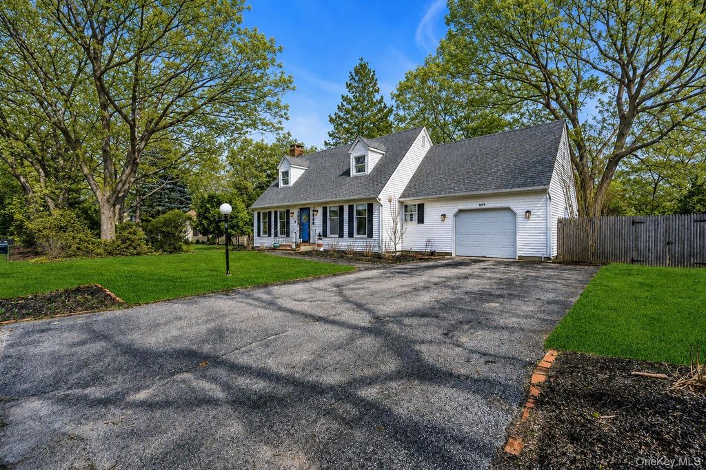 5845 N Bayview Road, Southold, NY 11971