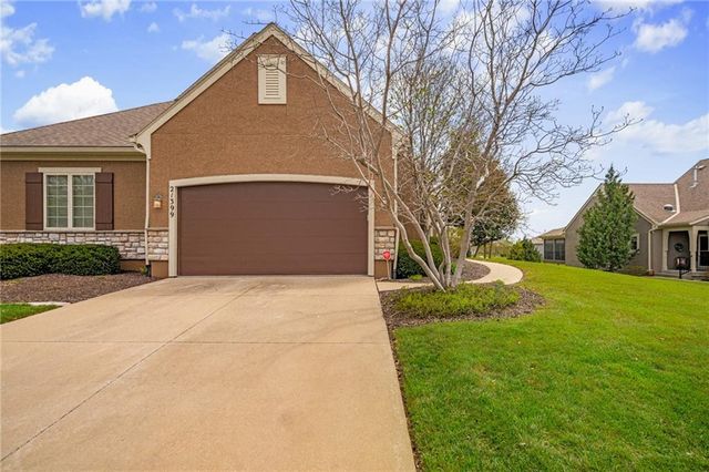 21399 W 116th Street, Olathe, KS 66061
