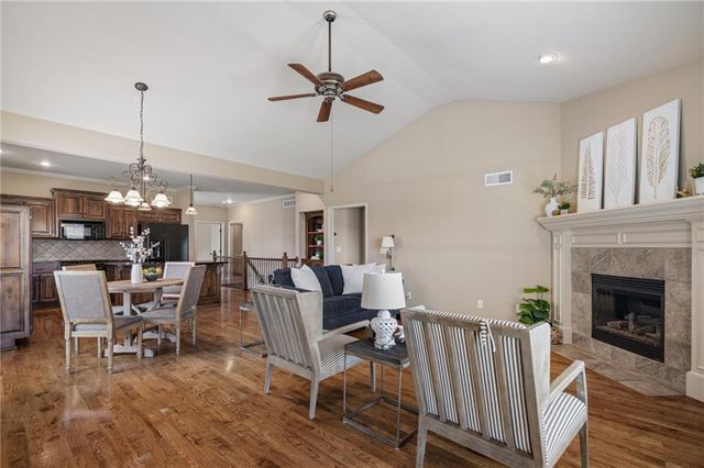 21399 W 116th Street, Olathe, KS 66061