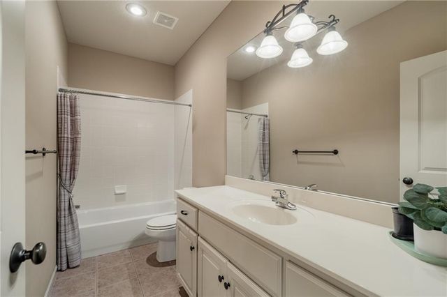 21399 W 116th Street, Olathe, KS 66061