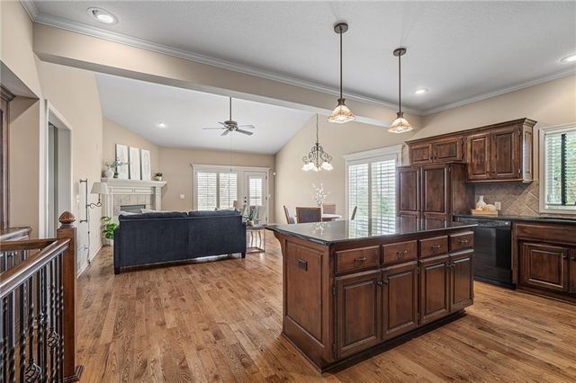 21399 W 116th Street, Olathe, KS 66061