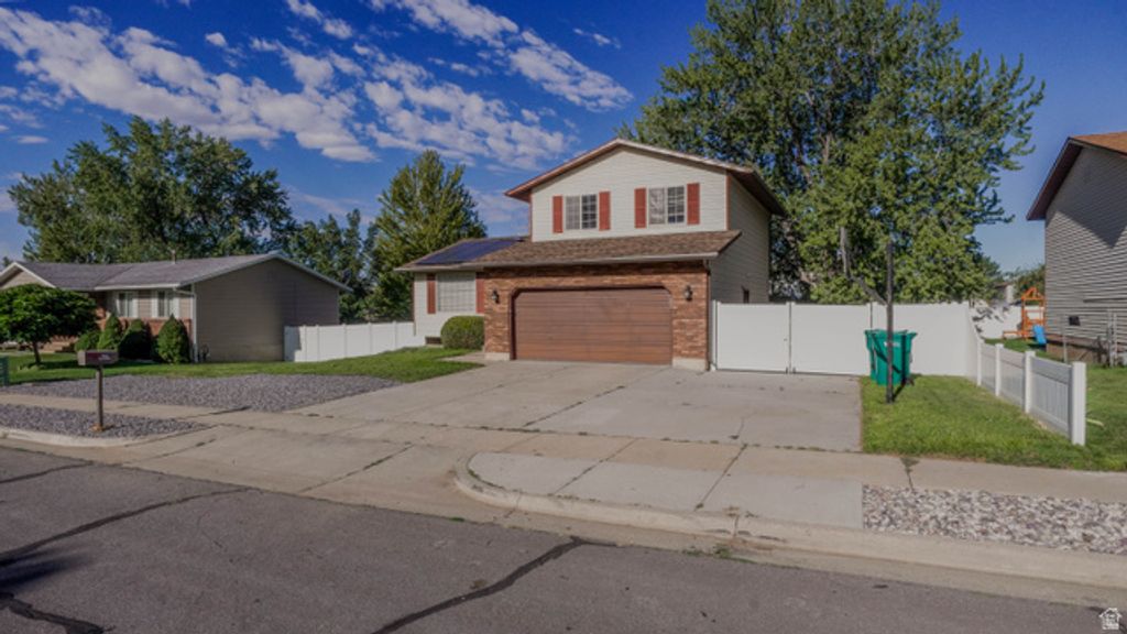 2611 N 1600 E, Layton, UT 84040 — photo 4