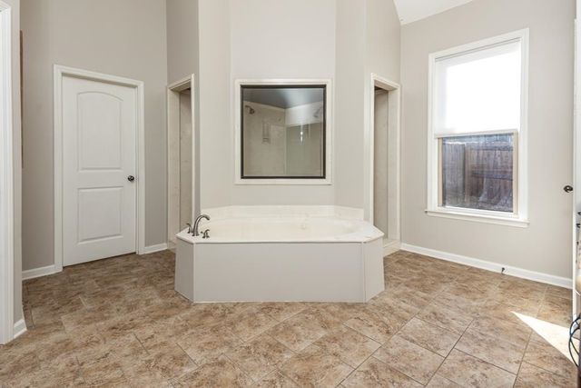 12437 MAGNOLIA BEND DR, Arlington, TN 38002