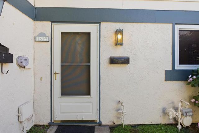 1314 Terra Nova Boulevard, Pacifica, CA 94044