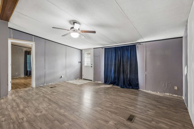1324 Elliot Rd, Nunnelly, TN 37137