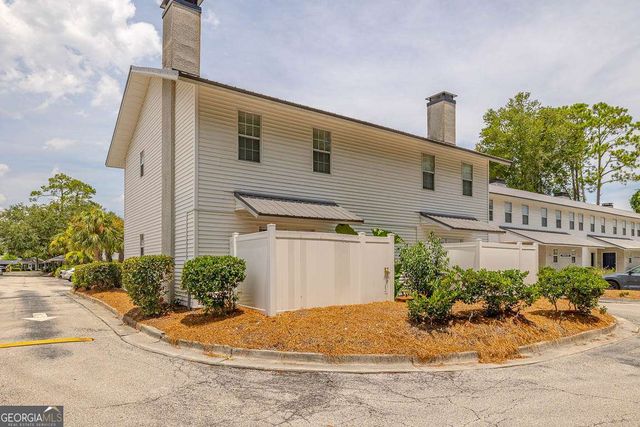 132 S Island Square Drive, St. Simons, GA 31522