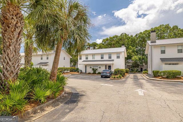 132 S Island Square Drive, St. Simons, GA 31522
