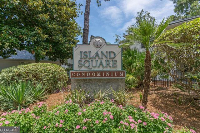 132 S Island Square Drive, St. Simons, GA 31522