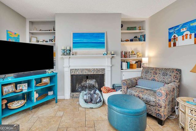 132 S Island Square Drive, St. Simons, GA 31522