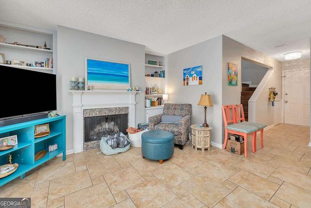 132 S Island Square Drive, St. Simons, GA 31522