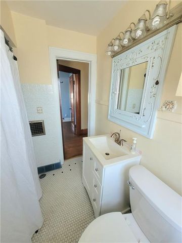 216 Hewett Street, Neillsville, WI 54456