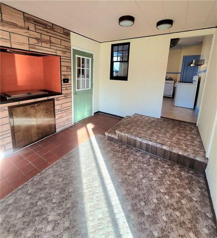 216 Hewett Street, Neillsville, WI 54456