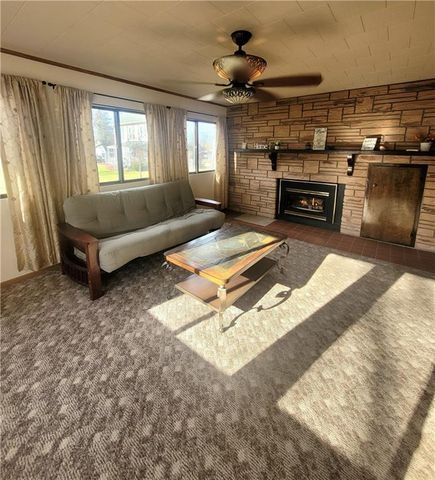 216 Hewett Street, Neillsville, WI 54456