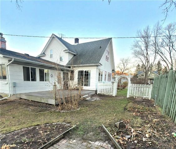 216 Hewett Street, Neillsville, WI 54456