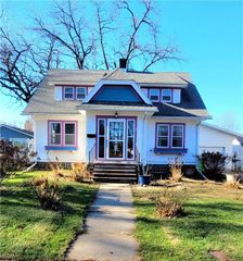 216 Hewett Street, Neillsville, WI 54456