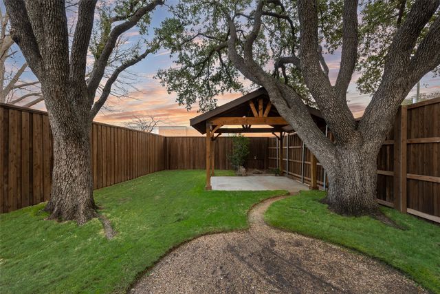 1715 Baltimore Drive, Richardson, TX 75081